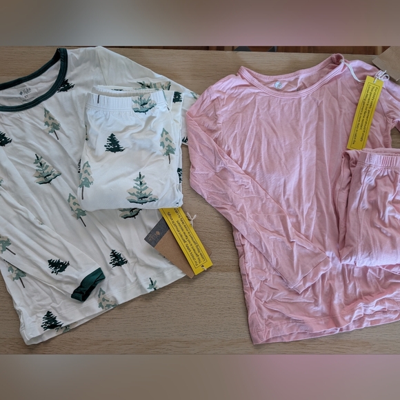 Kyte BABY Other - Kyte BABY Pink and White Tree Pajama Set